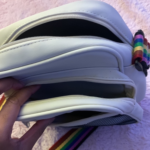 Off-white Crossbody Bag With Rainbow Strap - Picture 3 of 3